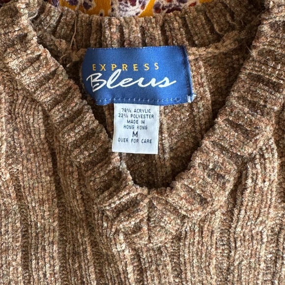 Vintage 90’s Express Brown V Neck Sweater - Picture 5 of 5